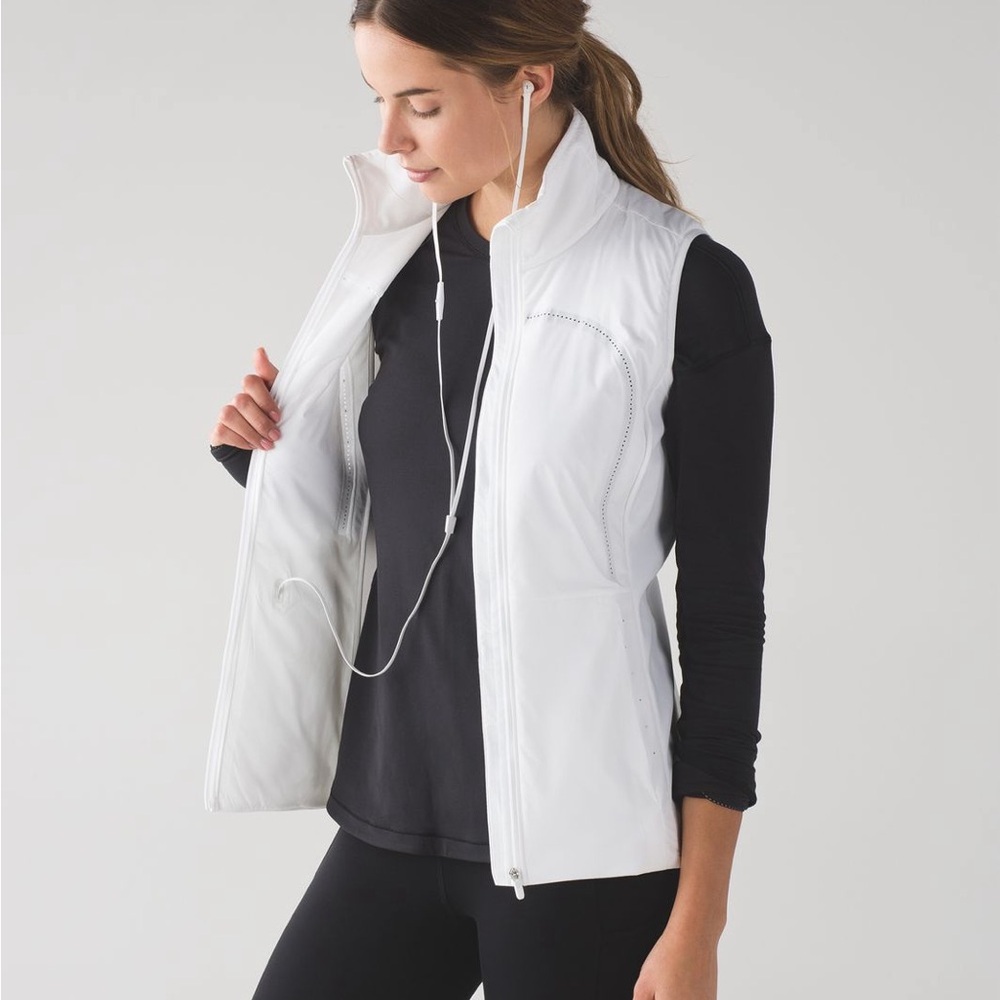 Lululemon Run For Cold Vest
White size 10